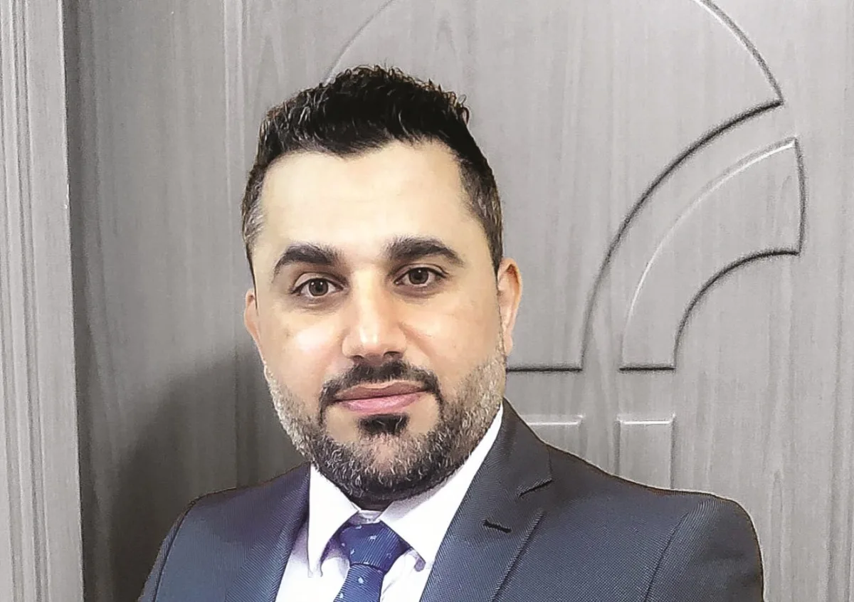 أطروحة تكشف عن مصادر الإلهام الفني لقصائد الشعراء ذوي الإعاقة البصرية أطروحة تكشف عن مصادر الإلهام الفني لقصائد الشعراء ذوي الإعاقة البصرية