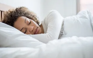 اكتشف طول فترة النوم المثالية اكتشف طول فترة النوم المثالية