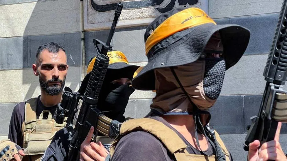 تعقيدات أعاقت سحب الأسلحة من الفلسطينيين (الجمهورية) تعقيدات أعاقت سحب الأسلحة من الفلسطينيين (الجمهورية)