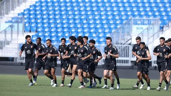 أخبار الأهلي: الفريق يكمل تدريباته الجماعية تحضيرًا لملاقاة إنتر ميامي. أخبار الأهلي: الفريق يكمل تدريباته الجماعية تحضيرًا لملاقاة إنتر ميامي.