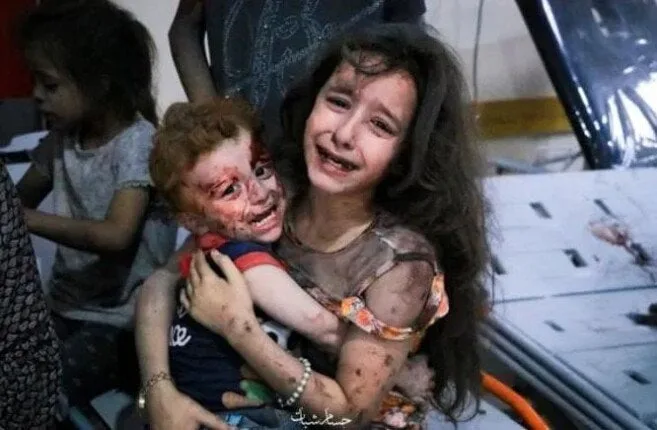 جوارديولا: ما يحدث في غزة “مؤلم ومخيف”… والصمت تجاهه يتعارض مع جميع القيم والمعايير. جوارديولا: ما يحدث في غزة “مؤلم ومخيف”… والصمت تجاهه يتعارض مع جميع القيم والمعايير.