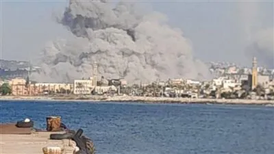 «بعد اعتداء ميناء الحديدة».. إسرائيل تهدد الحوثيين بتطبيق حصار بري وبحري «بعد اعتداء ميناء الحديدة».. إسرائيل تهدد الحوثيين بتطبيق حصار بري وبحري