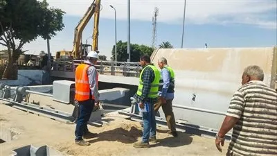 وزير الري: الاستجابة بسرعة ومرونة لطلبات المياه عبر تحسين إدارة القناطر الكبرى. وزير الري: الاستجابة بسرعة ومرونة لطلبات المياه عبر تحسين إدارة القناطر الكبرى.