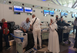 استمرار رحلات عودة حجاج مصر من مطار جدة ومغادرة 28 طائرة تحمل 2200 حاج