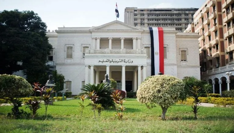 لطلاب الثانوية العامة في مصر: أهم الممنوعات خلال الامتحانات لطلاب الثانوية العامة في مصر: أهم الممنوعات خلال الامتحانات