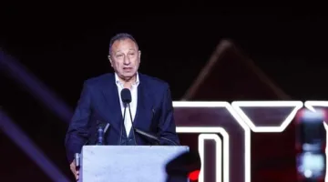 الخطيب يزور بعثة الأهلي في أمريكا للاطمئنان عليها استعدادًا لكأس العالم للأندية.. التفاصيل هنا