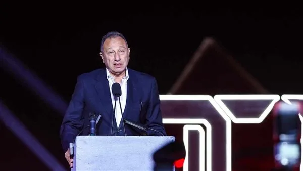 الخطيب يزور بعثة الأهلي في أمريكا للاطمئنان عليها استعدادًا لكأس العالم للأندية.. التفاصيل هنا الخطيب يزور بعثة الأهلي في أمريكا للاطمئنان عليها استعدادًا لكأس العالم للأندية.. التفاصيل هنا