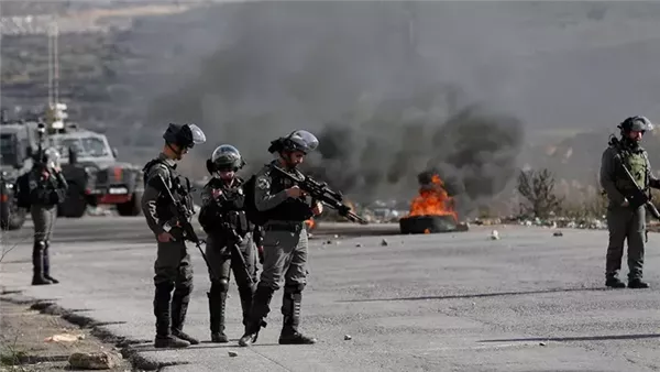 قناة القاهرة الإخبارية: الجيش الإسرائيلي يطلب من السكان إخلاء المناطق المذكورة على الفور والانتقال نحو الجنوب. قناة القاهرة الإخبارية: الجيش الإسرائيلي يطلب من السكان إخلاء المناطق المذكورة على الفور والانتقال نحو الجنوب.