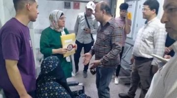 سكرتير عام دمياط يقوم بزيارة مفاجئة لعدد من المستشفيات