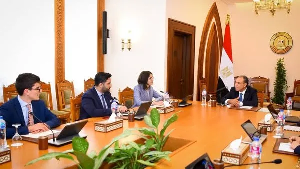 وزير الخارجية يجتمع بعدد من الطلاب في الجامعات البريطانية.. صور وزير الخارجية يجتمع بعدد من الطلاب في الجامعات البريطانية.. صور