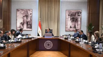 الحكومة تُعد فرصًا استثمارية في القطاع الصحي للسنوات العشر القادمة