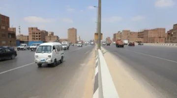 عقوبة قوية.. “النقل” تنبه من استغلال المسار المخصص لأتوبيسات النقل الترددي