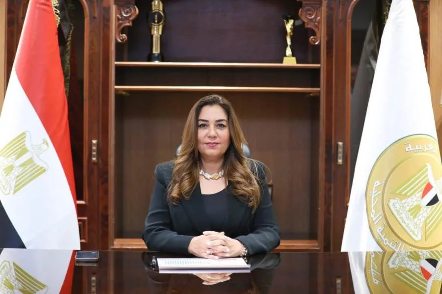 وزيرة التنمية المحلية تُعلن بدء المرحلة الثانية من الموجة السادسة والعشرين لإزالة التعديات على ممتلكات الدولة. وزيرة التنمية المحلية تُعلن بدء المرحلة الثانية من الموجة السادسة والعشرين لإزالة التعديات على ممتلكات الدولة.