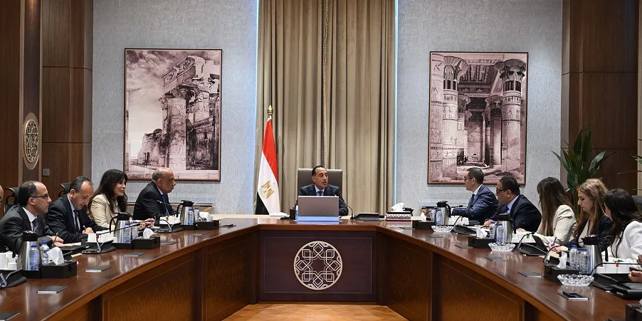 مدبولي: تجهيز مجموعة من الفرص في قطاع الطاقة استعدادًا لإدراجها في الخريطة الاستثمارية مدبولي: تجهيز مجموعة من الفرص في قطاع الطاقة استعدادًا لإدراجها في الخريطة الاستثمارية