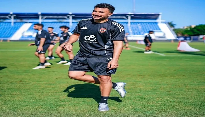 كريم رمزي: صفقة تريزيجيه هي الأقوى التي أبرمها الأهلي، وبيكهام سيكون واحداً من أبرز لاعبي الفريق في المونديال. كريم رمزي: صفقة تريزيجيه هي الأقوى التي أبرمها الأهلي، وبيكهام سيكون واحداً من أبرز لاعبي الفريق في المونديال.