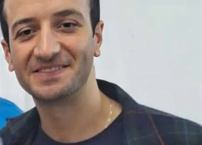 «عاد من حفل زفاف ووقعت عليه شرفة».. وفاة محمود صلاح ضحية إعصار الإسكندرية «عاد من حفل زفاف ووقعت عليه شرفة».. وفاة محمود صلاح ضحية إعصار الإسكندرية