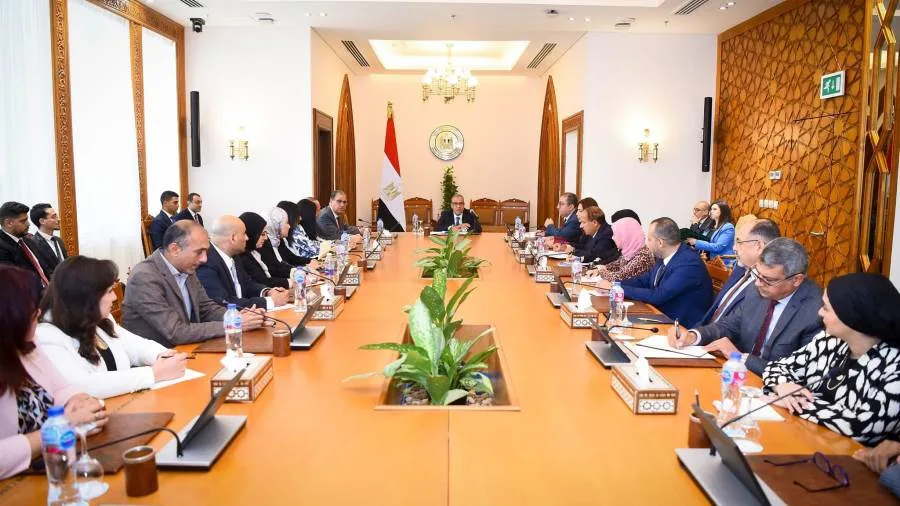وزير الخارجية ووزارة الهجرة يتابعان جهود دعم المصريين المقيمين في الخارج وزير الخارجية ووزارة الهجرة يتابعان جهود دعم المصريين المقيمين في الخارج