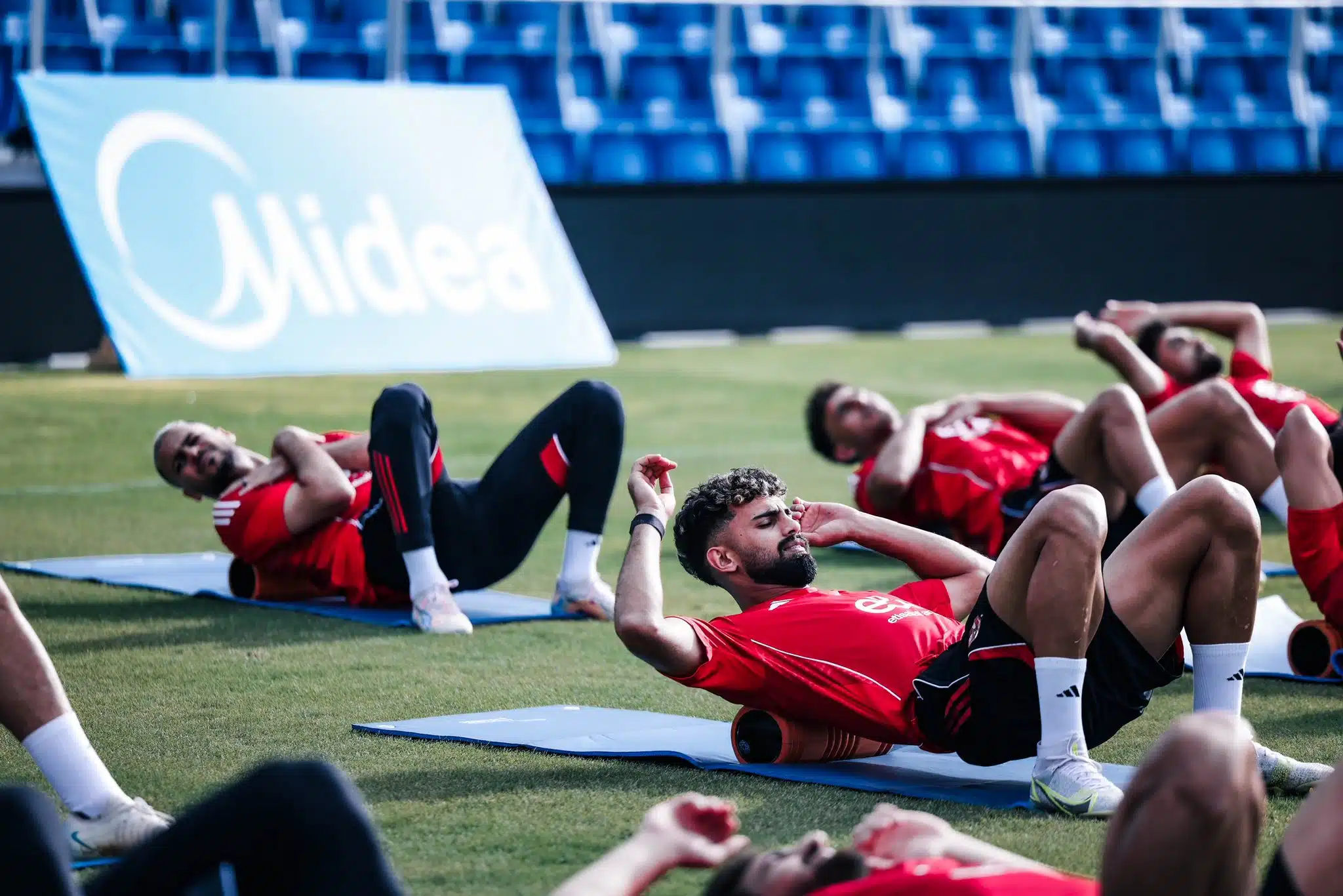 3 خلافات تهدد الأهلي بالخروج المبكر من كأس العالم