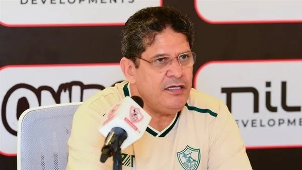 مصدر من الزمالك يكشف عن مستقبل أيمن الرمادي بعد الفوز بالكأس مصدر من الزمالك يكشف عن مستقبل أيمن الرمادي بعد الفوز بالكأس