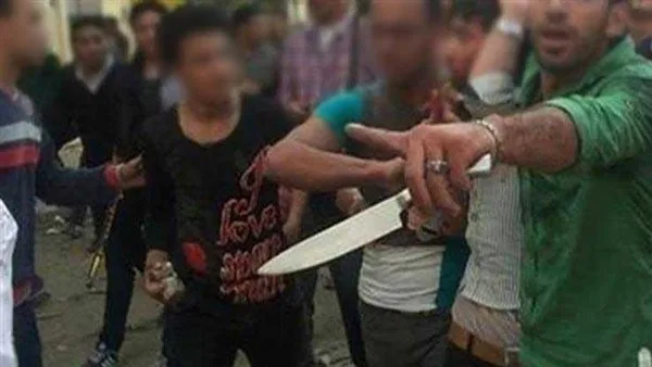 اشتباك مسلح بين عائلتين يؤدي إلى إصابة 3 أفراد في دشنا اشتباك مسلح بين عائلتين يؤدي إلى إصابة 3 أفراد في دشنا
