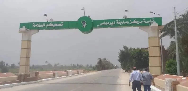 ديرمواس تحت الضغط مع بدء فترة الترشح لانتخابات البرلمان ومجلس الشيوخ. ديرمواس تحت الضغط مع بدء فترة الترشح لانتخابات البرلمان ومجلس الشيوخ.