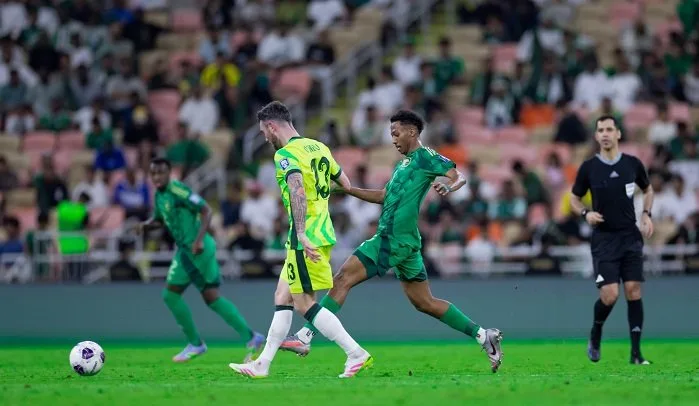 أستراليا تتجاوز السعودية بهدفين وتضمن تأهلها إلى كأس العالم 2026 رسميًا أستراليا تتجاوز السعودية بهدفين وتضمن تأهلها إلى كأس العالم 2026 رسميًا
