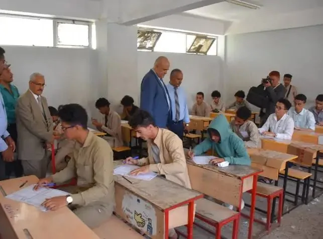 الـ 2025: بدء امتحانات الثانوية العامة للفرعين الأدبي والعلمي الأحد المقبل استعدادات مكثفة تسبقها الـ 2025: بدء امتحانات الثانوية العامة للفرعين الأدبي والعلمي الأحد المقبل استعدادات مكثفة تسبقها