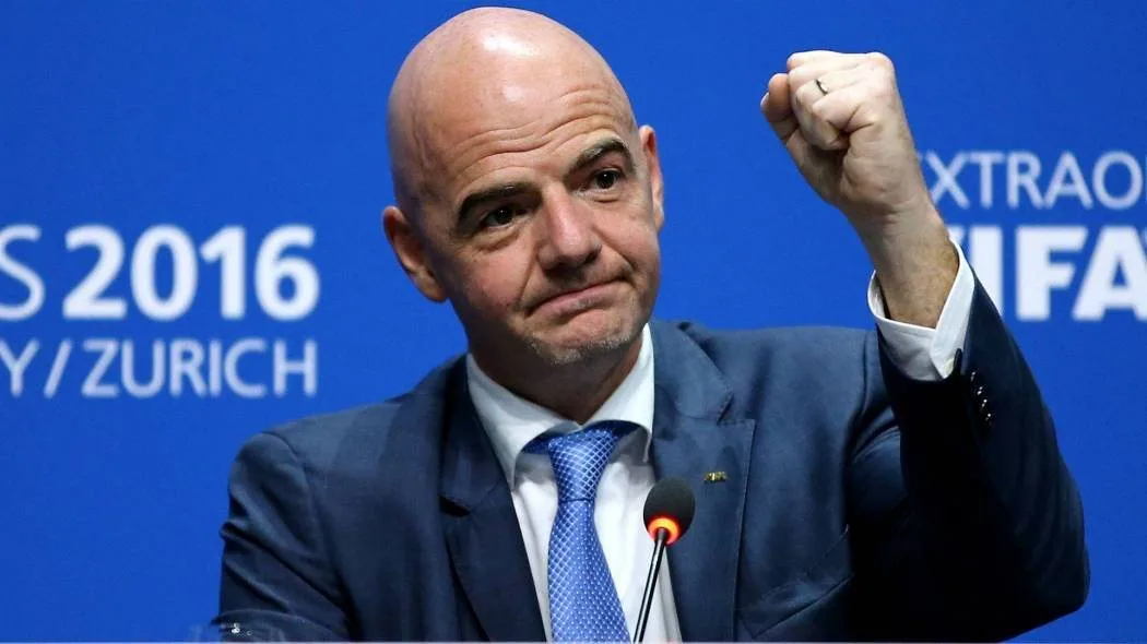 تاريخ مميز: رئيس الفيفا يعبر عن اعتزازه بافتتاح الأهلي لكأس العالم للأندية تاريخ مميز: رئيس الفيفا يعبر عن اعتزازه بافتتاح الأهلي لكأس العالم للأندية
