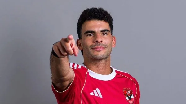 زيزو يعلن عن موقعه المفضل في الملعب وعلاقته مع لاعبي الأهلي والزمالك زيزو يعلن عن موقعه المفضل في الملعب وعلاقته مع لاعبي الأهلي والزمالك