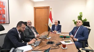 وزير الري يراقب جهود حماية السواحل المصرية ومناقشة قضايا التراخيص المختلفة