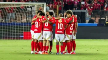 إعلامي يكشف مستقبل حسين الشحات مع الأهلي بعد بطولة كأس العالم للأندية
