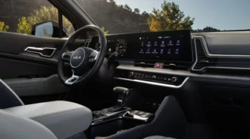 سعر ومواصفات كيا سبورتاج 2025: سيارة SUV رياضية متعددة الأغراض