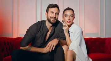 ستيفاني عطالله تحضر أول “تبولة” بعد زواجها.. ونتيجة طريفة! (فيديو)