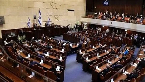 قادة المعارضة في إسرائيل يتفقون بالإجماع على التصويت لمشروع قانون حل الكنيست قادة المعارضة في إسرائيل يتفقون بالإجماع على التصويت لمشروع قانون حل الكنيست