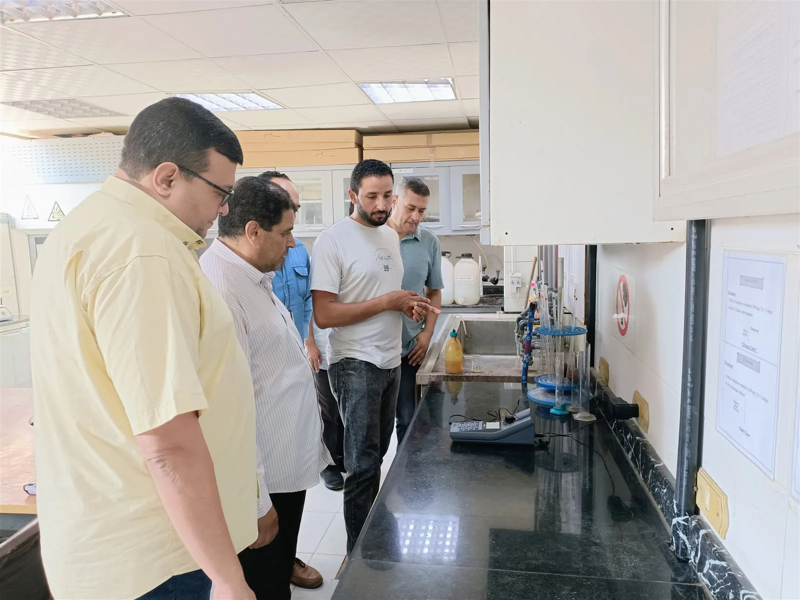 مدير مياه المنوفية يتابع تقدم العمل في فرع شبين الكوم