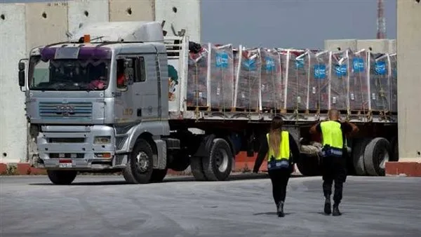 إسرائيل: دخول 108 شاحنات تحمل مساعدات إنسانية إلى غزة