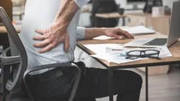 منها صحة القلب: 3 مخاطر للجلوس لفترات طويلة منها صحة القلب: 3 مخاطر للجلوس لفترات طويلة