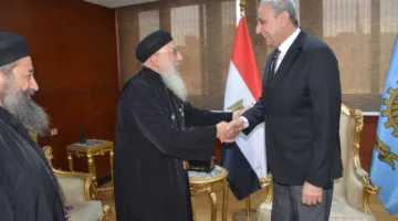 محافظ الغربية يرحب بالأنبا إغناطيوس والقمص أبانوب لويس بمناسبة عيد الأضحى