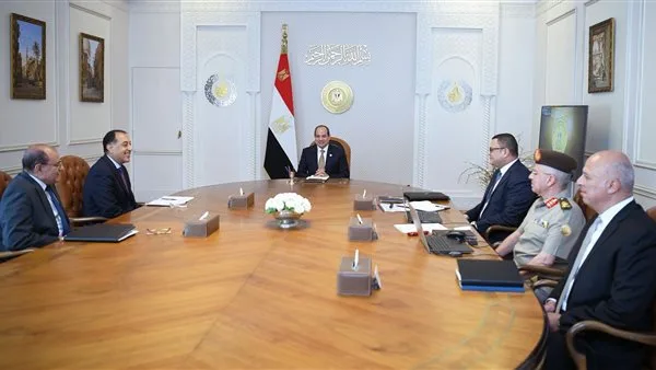 السيسي يأمر بتحسين كفاءة محطات تحلية مياه البحر وشبكات المياه الحالية لتعزيز الاستفادة القصوى. السيسي يأمر بتحسين كفاءة محطات تحلية مياه البحر وشبكات المياه الحالية لتعزيز الاستفادة القصوى.