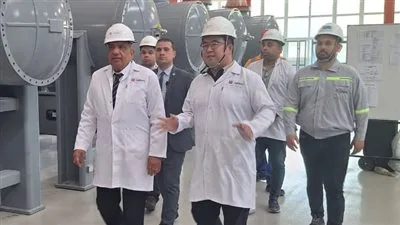 وزير الكهرباء يقوم بزيارة 6 مصانع لشركة XD إجيماك ويوضح خطة لرفع نسبة المكون المحلي إلى 70%