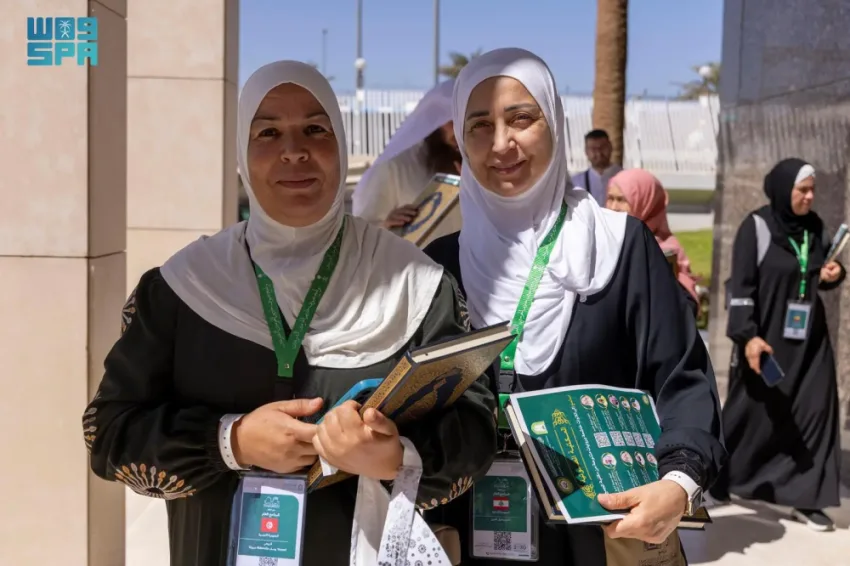 ضيوف برنامج خادم الحرمين للحج يتفقدون مجمع طباعة المصحف الشريف في المدينة المنورة ضيوف برنامج خادم الحرمين للحج يتفقدون مجمع طباعة المصحف الشريف في المدينة المنورة
