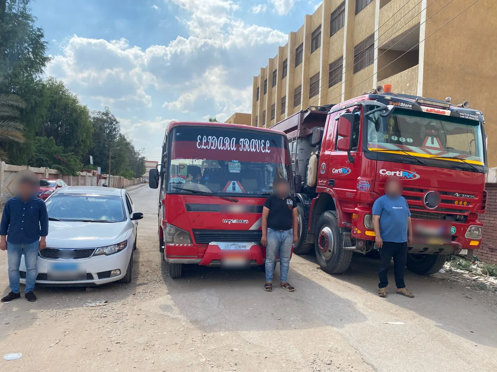 إلقاء القبض على ثلاثة سائقين بتهمة القيادة في الاتجاه المعاكس في المنصورة إلقاء القبض على ثلاثة سائقين بتهمة القيادة في الاتجاه المعاكس في المنصورة