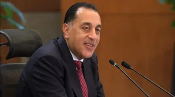 رئيس الوزراء يسلط الضوء على مراحل تطبيق برنامج الخصخصة في مجال الاتصالات