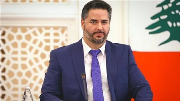 إلقاء القبض على الوزير السابق للاقتصاد “أمين سلام” إلقاء القبض على الوزير السابق للاقتصاد “أمين سلام”