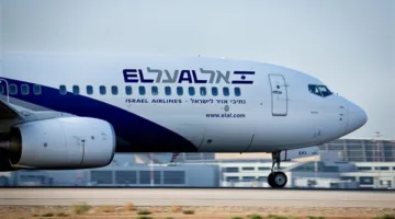دعوى قضائية ضد شركة “العال” الإسرائيلية بتهمة استغلال الحرب في غزة لزيادة أسعار تذاكر الطيران.