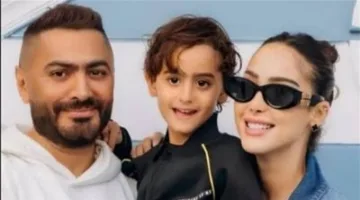 تامر حسني يكشف إصابة نجله آدم بعد انفجار الزايدة وإجراء عمليتين