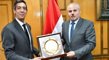 رئيس جامعة قناة السويس يستعرض فرص التعاون مع اتحاد ألعاب القوى