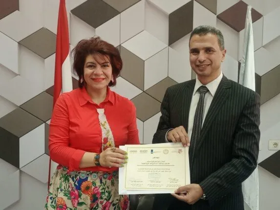 تقدير تعليم كفر الشيخ للفائزين بالمركز الأول في المسابقة الفنية حول الهجرة غير الشرعية تقدير تعليم كفر الشيخ للفائزين بالمركز الأول في المسابقة الفنية حول الهجرة غير الشرعية