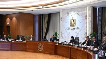 رئيس الحكومة يقود اجتماع اللجنة الاقتصادية الوزارية
