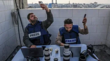 لليوم الثاني على التوالي: استمرار انقطاع خدمات الإنترنت والاتصالات الأرضية عن غزة وشمالها